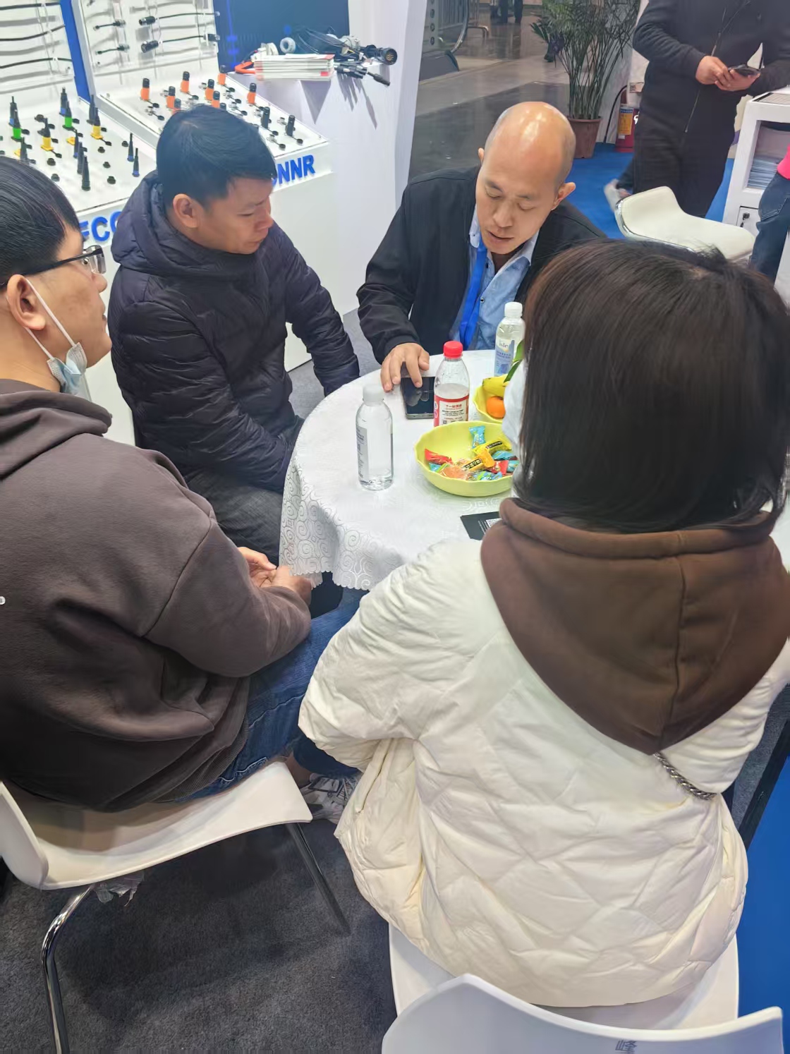 座谈.jpg